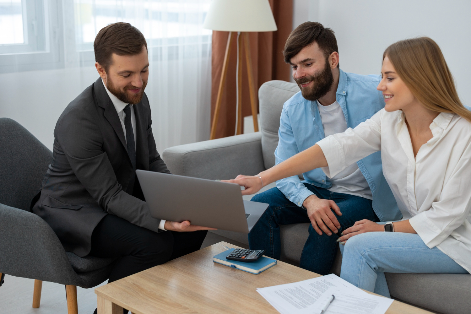 What to Expect From Tenant Screening Services in Phoenix